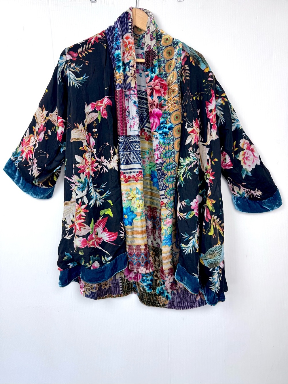 Johnny Was Biza Printed Velvet embroidered Kimono Jacket Medium - Picture 7 of 16